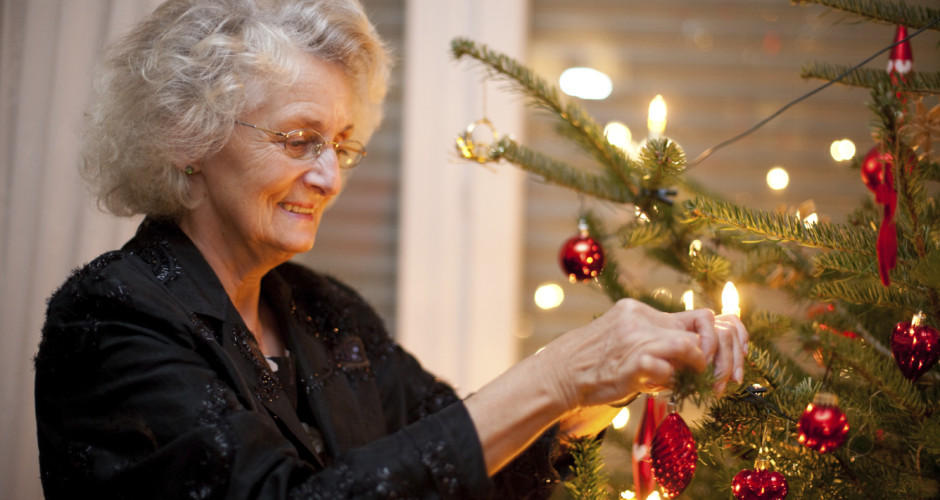 Tips to Help Seniors Beat the Holiday Blues