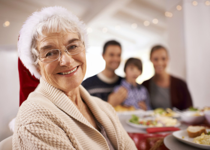 How to Brighten the Holidays for Seniors