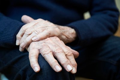 Noticing Early Signs of Parkinson’s Disease? These Resources Can Help!
