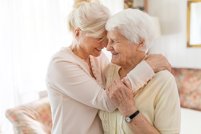 Communication Tips for Dementia: Try Nonverbal Techniques