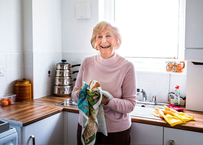 How to Boost Independence for Someone With Dementia