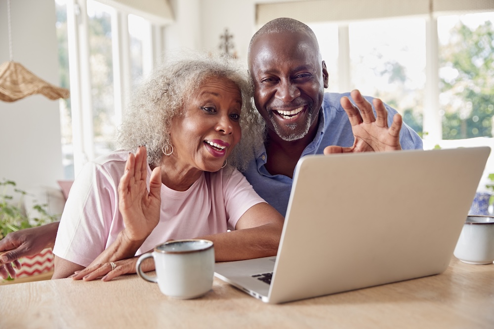 How to Make Staying Connected With Aging Parents Easier
